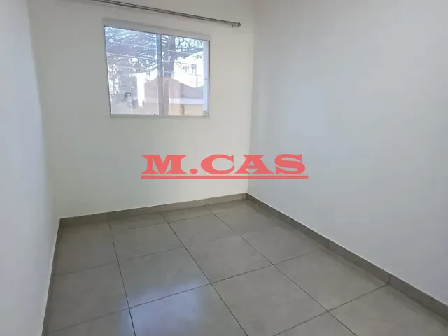 Casa para alugar, no bairro Vila Regente Feijó em São Paulo