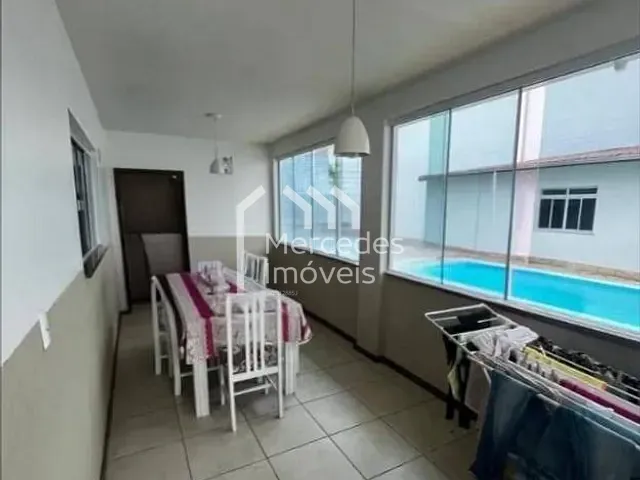 Casa com 750m² 6 quartos e 3 banheiros, à venda, no bairro São João em Itajaí