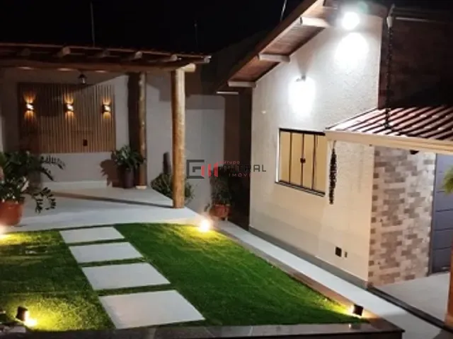 Casa com 336m² 3 quartos e 3 banheiros, à venda, no bairro Conjunto Habitacional José Garcia Molina em Londrina