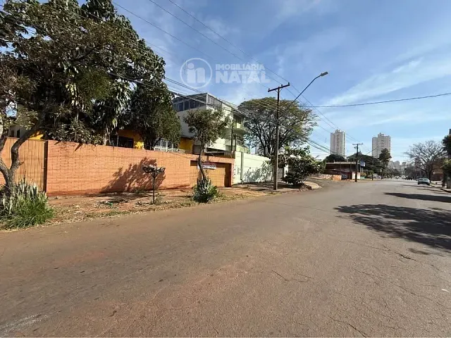 Casa com 209m² 3 quartos e 3 banheiros, à venda, no bairro Vila Siam em Londrina