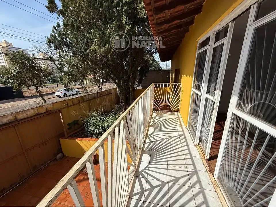 Casa, 3 quartos, 209 m² - Foto 2