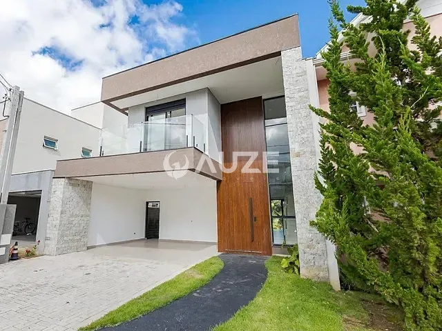 Casa com 234m² 3 quartos e 4 banheiros, à venda, no bairro Santa Cândida em Curitiba