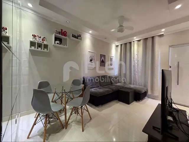 Casa 2 quartos e 3 banheiros, à venda, no bairro Parada Inglesa em São Paulo