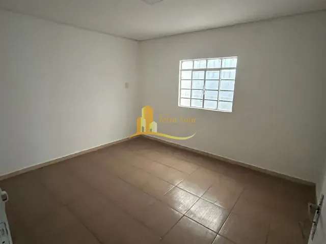 Casa 2 quartos e 1 banheiro, para alugar, no bairro Cidade São Miguel em São Paulo