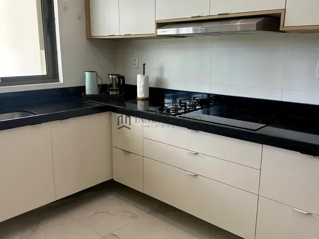 Casa 4 quartos e 4 banheiros, à venda, no bairro Várzea em Recife