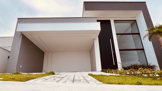 Casa com 252m² 3 quartos e 2 banheiros, à venda, no bairro Centro em São Pedro da Aldeia