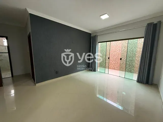 Casa 3 quartos e 2 banheiros, à venda, no bairro Jardim Europa em Araxá