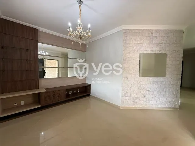 Casa 3 quartos e 2 banheiros, à venda, no bairro Jardim Europa em Araxá