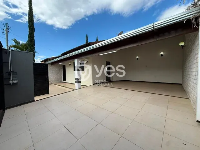 Casa 3 quartos e 2 banheiros, à venda, no bairro Jardim Europa em Araxá