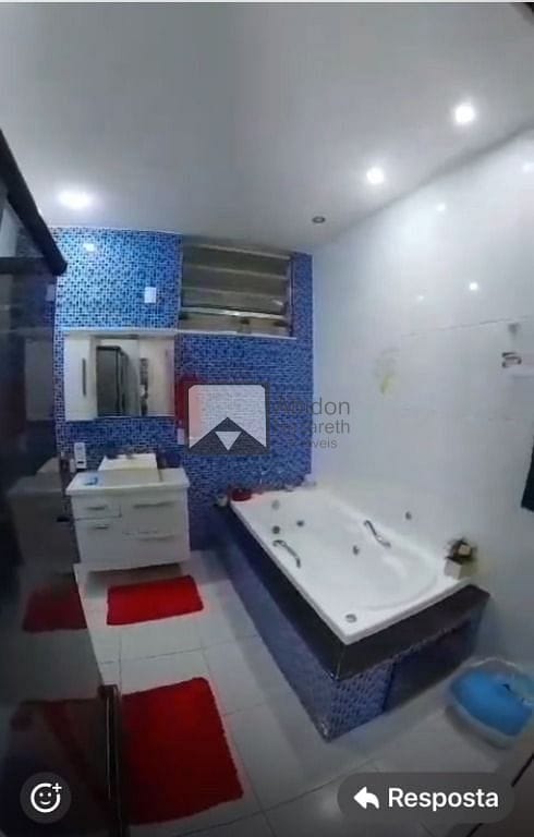 Casa à venda com 4 quartos, 200m² - Foto 12