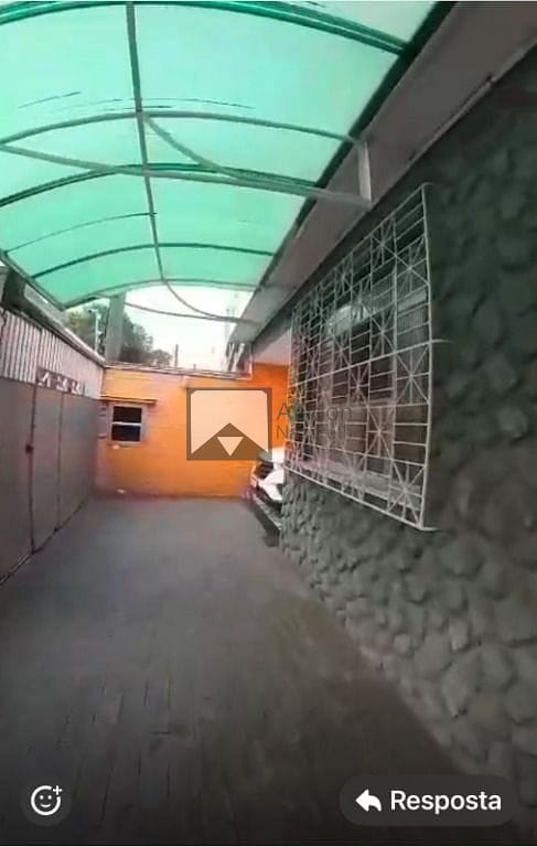 Casa à venda com 4 quartos, 200m² - Foto 3