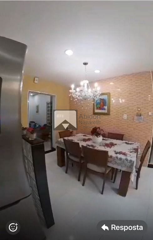 Casa à venda com 4 quartos, 200m² - Foto 22