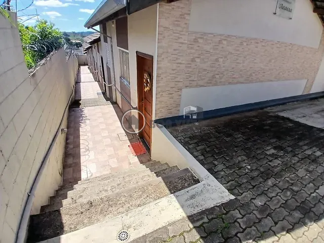 Casa 2 quartos e 1 banheiro, à venda, no bairro Vila São Paulo em Mogi das Cruzes