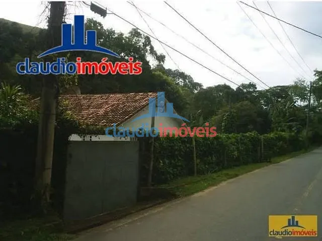 Casa 2 quartos e 3 banheiros, à venda, no bairro Centro em Rio Claro