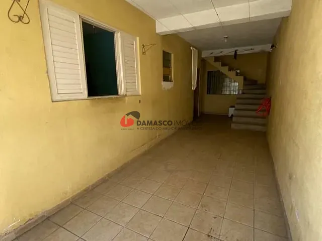 Casa com 177m² 2 quartos e 1 banheiro, à venda, no bairro Barcelona em São Caetano do Sul