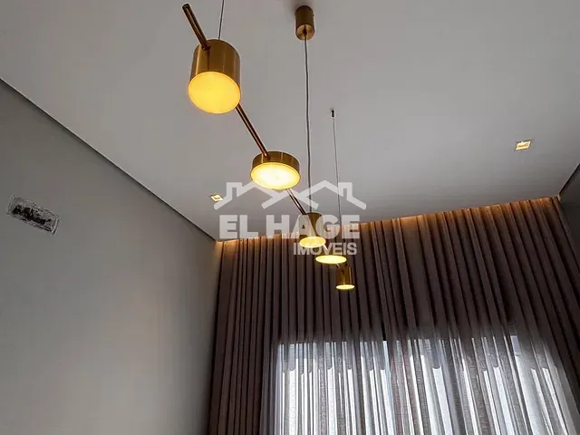 Casa com 250m² 3 quartos e 4 banheiros, à venda, no bairro Ribeirão do Lipa em Cuiabá