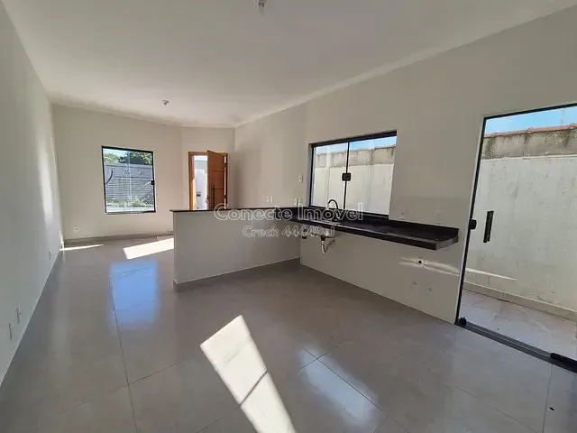 Casa com 128m² 2 quartos e 2 banheiros, à venda, no bairro Vila Jorge Zambon em Jaguariúna