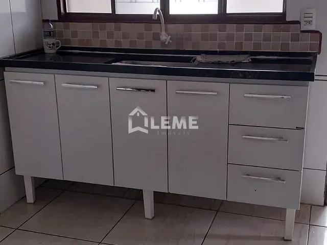 Casa com 176m² 3 quartos e 2 banheiros, à venda, no bairro Jardim Alcebiades Quilice em Mococa