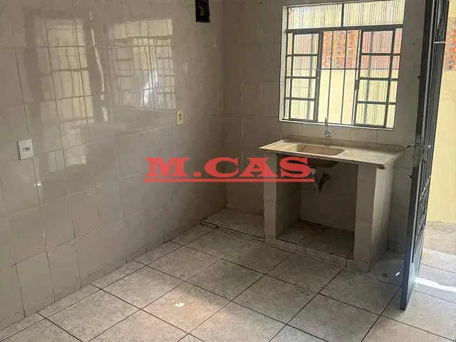 Casa 1 quarto e 1 banheiro, para alugar, no bairro Vila Ema em São Paulo