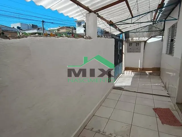 Casa com 90m² 2 quartos e 1 banheiro, para alugar, no bairro Taboão em Diadema
