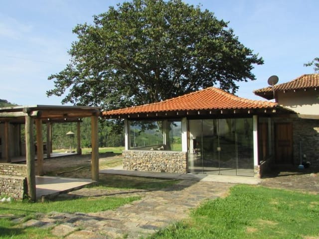 Foto do Casa - Casa com 3 dormitórios para alugar por R$ 2.500,00/mês - Mato Dentro - Itajubá/MG | MOHALLEM e LOPES CORRETAGEM E ADMINISTRACAO DE IMOVEIS LTDA