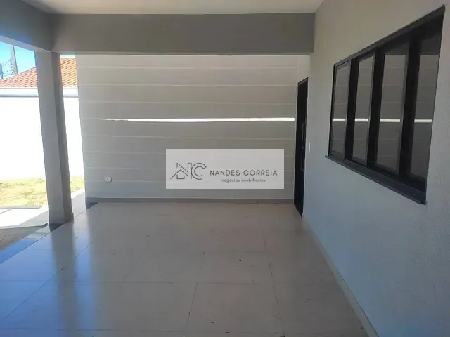 Casa 3 quartos e 3 banheiros, à venda, no bairro Jardim Caviúna em Rolândia