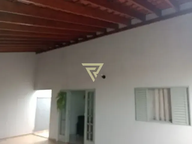 Casa com 221m² 2 quartos e 1 banheiro, à venda, no bairro Presidente Dutra em Ribeirão Preto