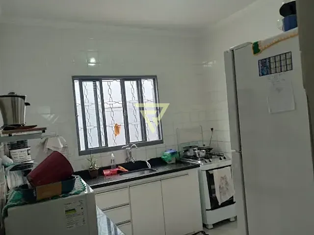 Casa com 221m² 2 quartos e 1 banheiro, à venda, no bairro Presidente Dutra em Ribeirão Preto