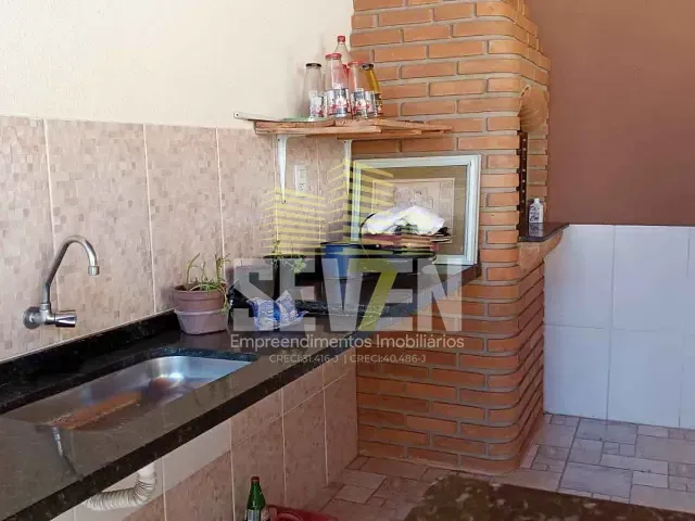Casa com 251m², à venda, no bairro Parque Júlio Nóbrega em Bauru