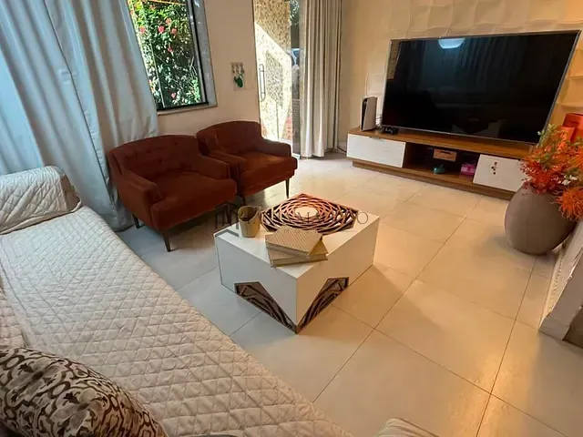 Casa 3 quartos e 4 banheiros, à venda, no bairro Caxangá em Recife