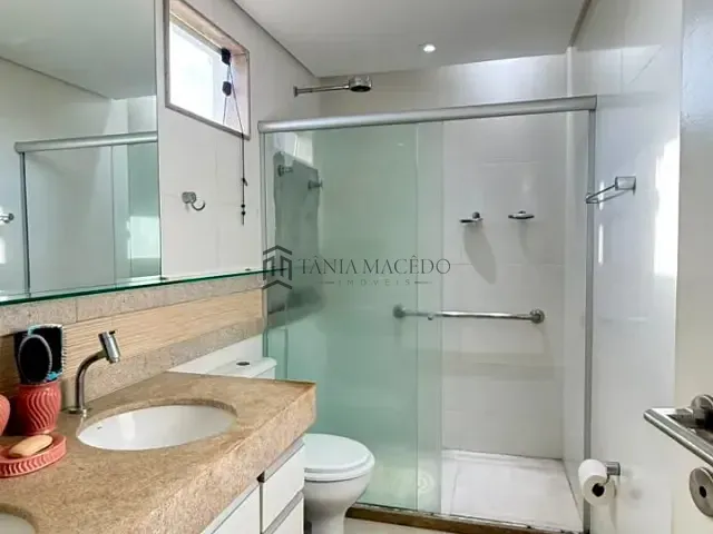 Casa 3 quartos e 4 banheiros, à venda, no bairro Caxangá em Recife