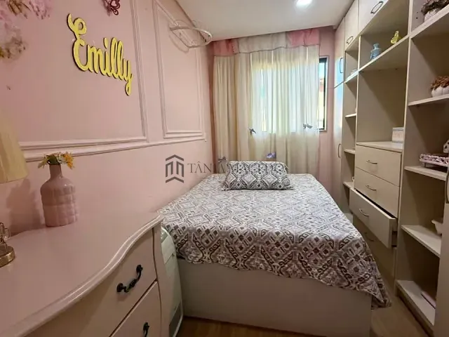 Casa 3 quartos e 4 banheiros, à venda, no bairro Caxangá em Recife