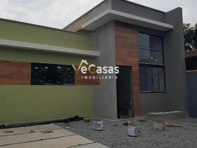Casa com 120m² 2 quartos e 2 banheiros, à venda, no bairro Maria Turri em Rio das Ostras