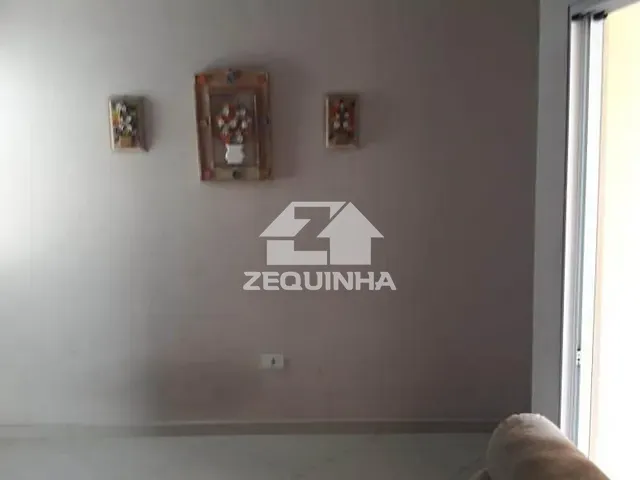 Casa com 266m² 4 quartos e 4 banheiros, à venda, no bairro Jardim Roberto em Osasco