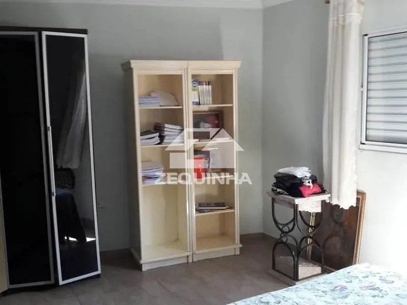 Casa, 4 quartos, 266 m² - Foto 10