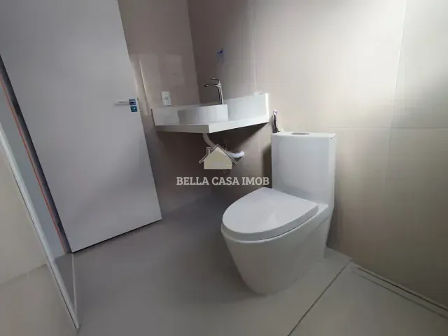 Casa com 300m² 3 quartos e 5 banheiros, à venda, no bairro Alphaville Nova Esplanada em Votorantim