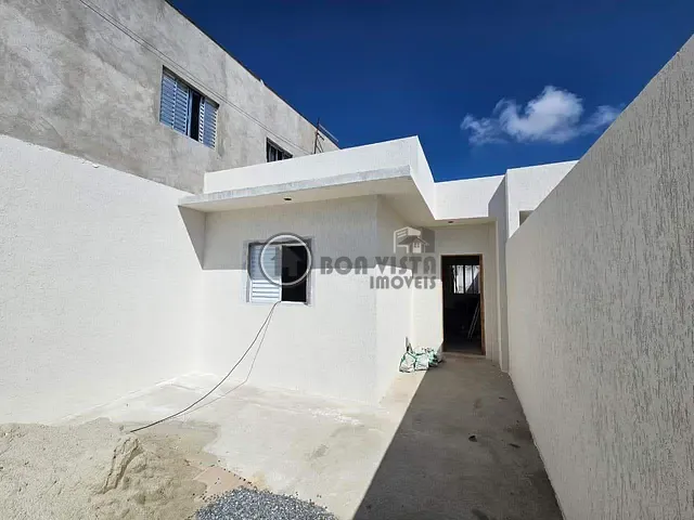 Casa 3 quartos e 1 banheiro, à venda, no bairro Cidade Miguel Badra em Suzano