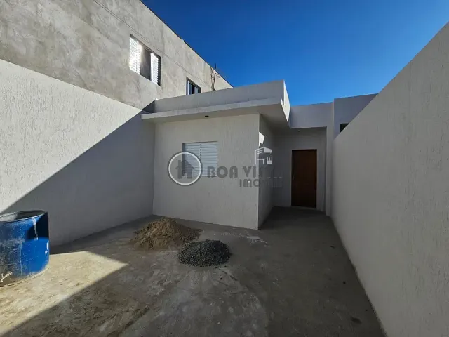 Casa 3 quartos e 1 banheiro, à venda, no bairro Cidade Miguel Badra em Suzano