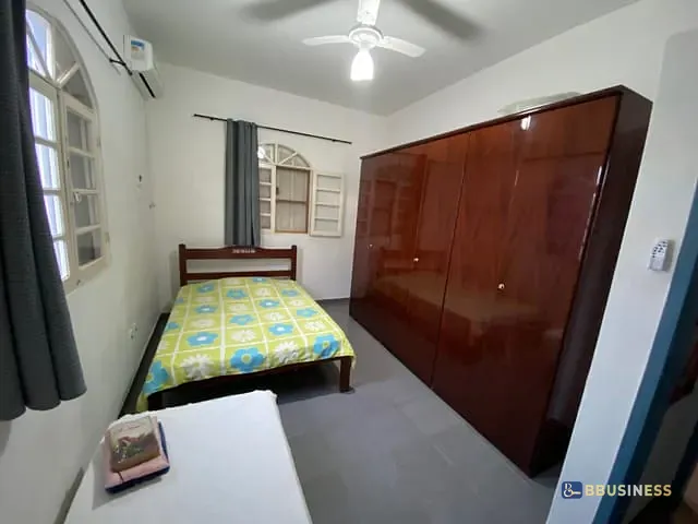 Casa à venda, no bairro Parque Turf Club em Campos dos Goytacazes