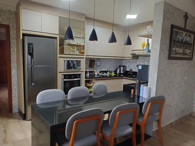 Casa 3 quartos e 3 banheiros, à venda, no bairro Cidade Boa Vista em Suzano
