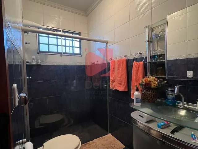 Casa 3 quartos e 2 banheiros, à venda, no bairro Jardim Carlos Gomes em Pirassununga
