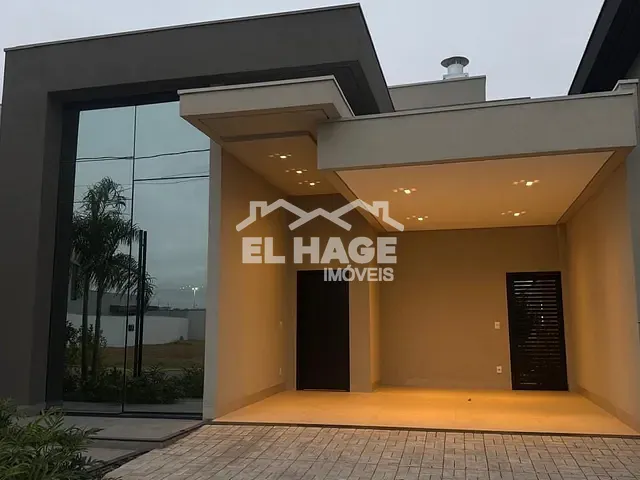 Casa com 300m² 3 quartos e 4 banheiros, à venda, no bairro Jardim Itália em Cuiabá