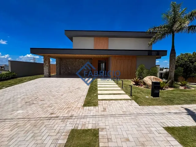 Casa com 1321m² 4 quartos e 7 banheiros, à venda, no bairro Monte Alegre em Vinhedo