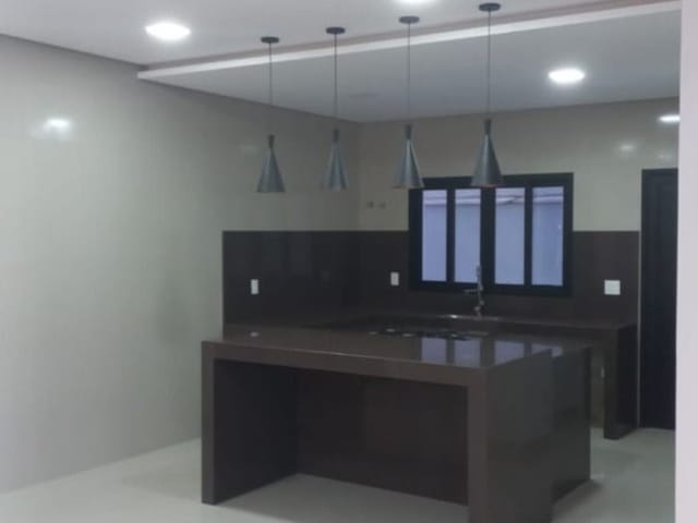 Casa com 450m² 5 quartos e 2 banheiros, à venda, no bairro Loteamento Residencial Jardim Villagio em Americana