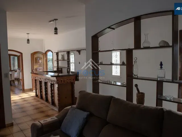 Casa com 4000m² 4 quartos e 5 banheiros, à venda, no bairro Chácara Malota em Jundiaí
