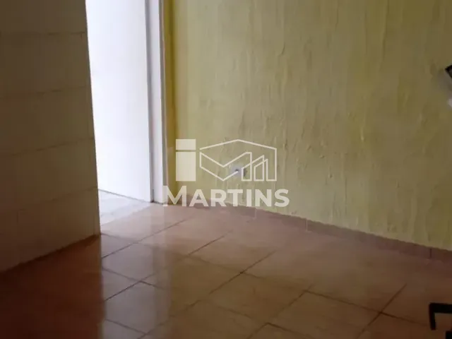 Casa 1 quarto e 1 banheiro, para alugar, no bairro Jardim São Marcos em Embu das Artes