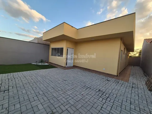Casa com 200m² 3 quartos e 2 banheiros, à venda, no bairro Moinho Residencial em Holambra