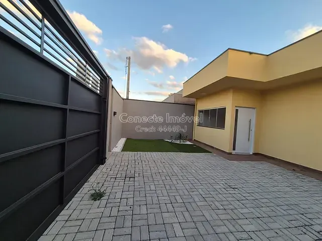 Casa com 200m² 3 quartos e 2 banheiros, à venda, no bairro Moinho Residencial em Holambra