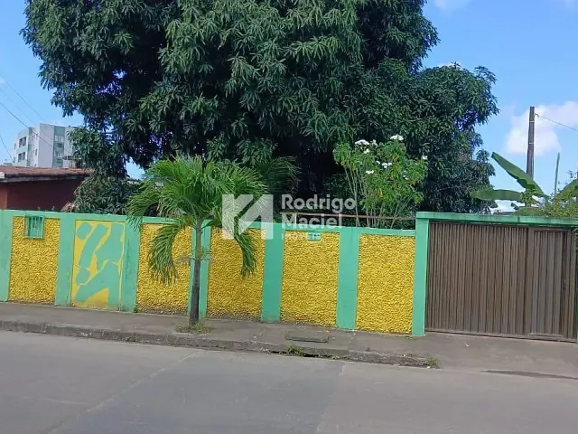 Casa com 448m² 2 quartos e 2 banheiros, à venda, no bairro Cordeiro em Recife