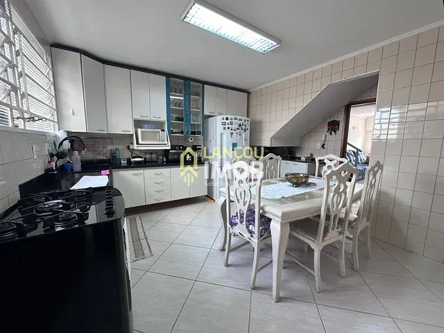 Casa com 192m² 3 quartos e 3 banheiros, à venda, no bairro Jardim Sagrado Coração de Jesus em Jundiaí